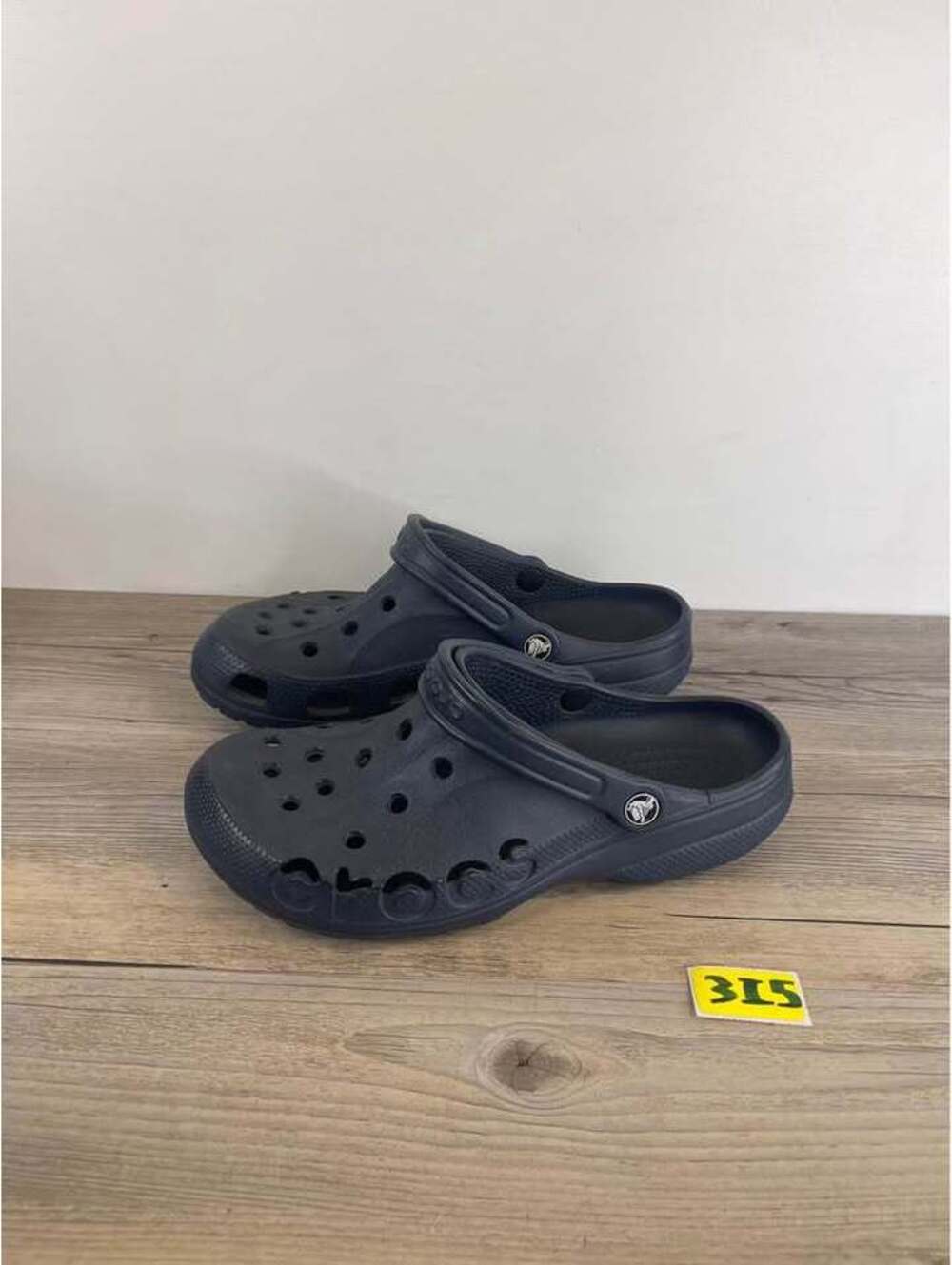 Crocs Baya Clogs Size M9 W11